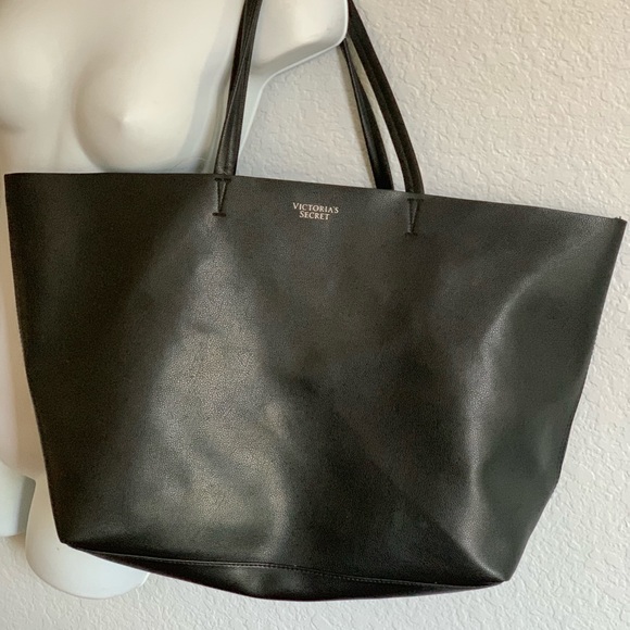 Victoria's Secret Handbags - Victoria’s Secret tote Victoria's Secret Handbags - Victoria’s Secret tote